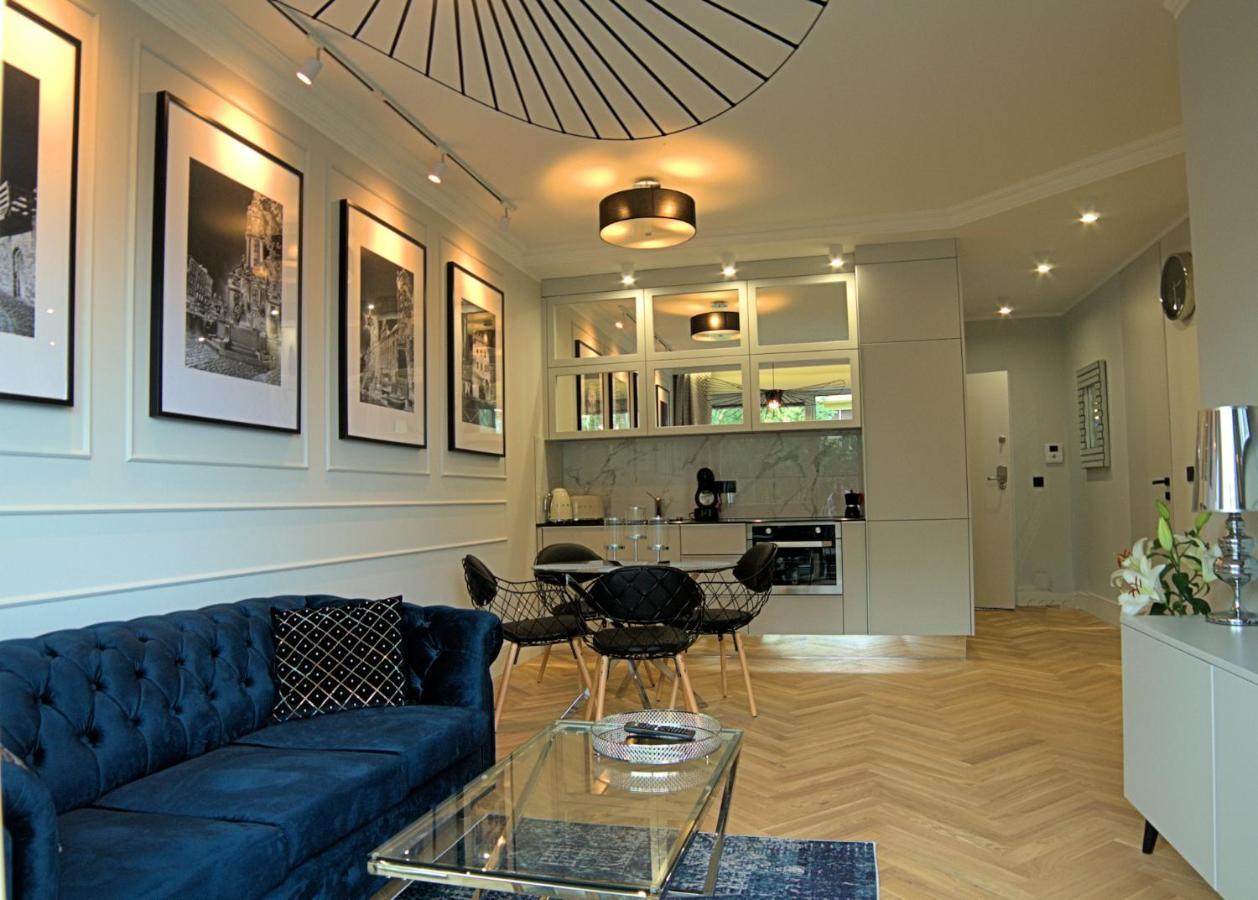 Blue Velvet Premium Apartments III Torun Bagian luar foto