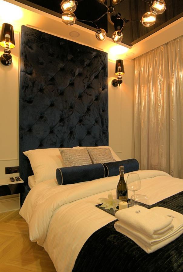 Blue Velvet Premium Apartments III Torun Bagian luar foto