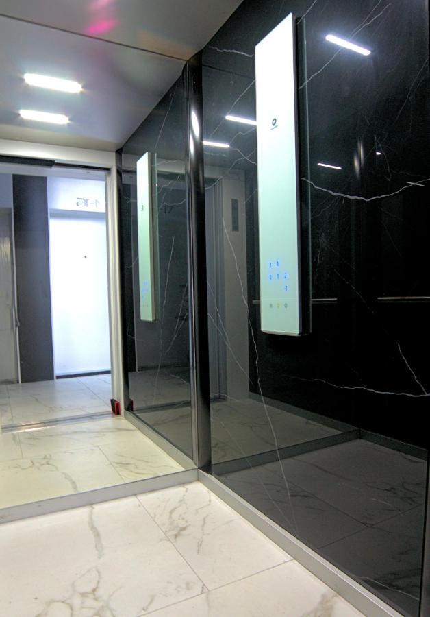 Blue Velvet Premium Apartments III Torun Bagian luar foto