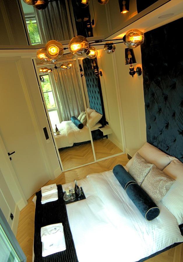 Blue Velvet Premium Apartments III Torun Bagian luar foto